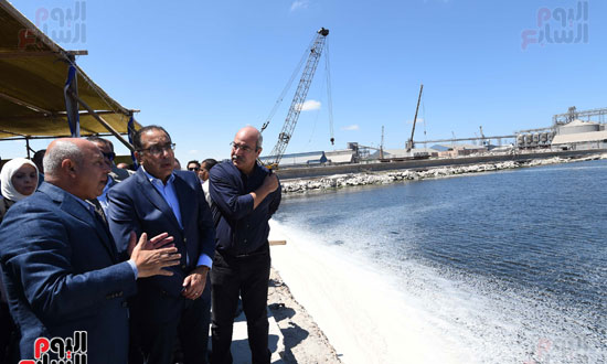 رئيس الوزراء يتفقد ميناء الدخيلة بالاسكندرية ‎‎ (4)