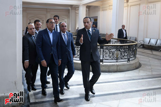 رئيس الوزراء يتفقد المحكمة الابتدئية بالاسكندرية (10)