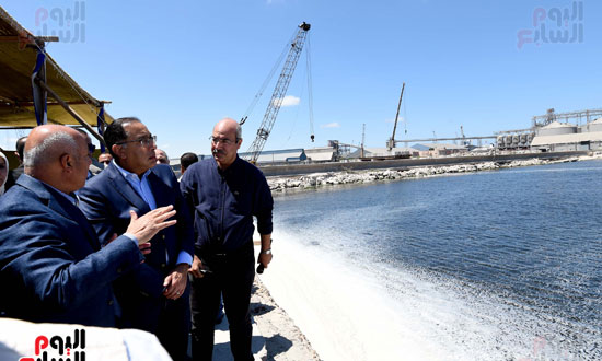 رئيس الوزراء يتفقد ميناء الدخيلة بالاسكندرية ‎‎ (5)
