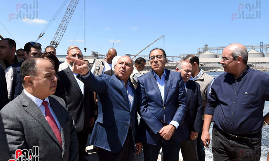 رئيس الوزراء يتفقد ميناء الدخيلة بالاسكندرية ‎‎ (11)