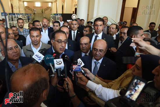 رئيس الوزراء يتفقد المحكمة الابتدئية بالاسكندرية (18)
