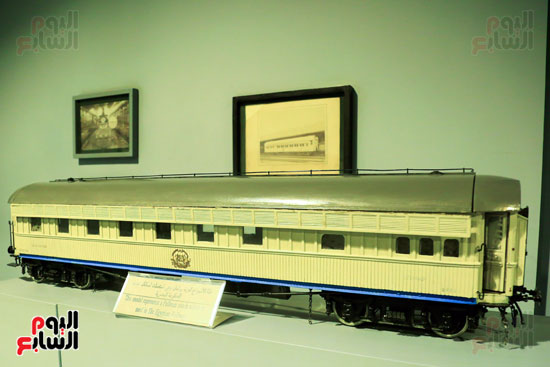 نموذج لقطار