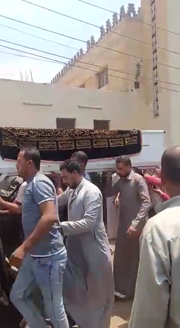 جنازة محمد جمعة محارب السرطان بمنيا القمح (3)