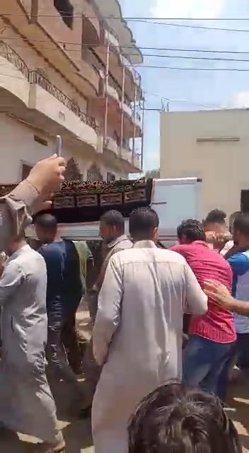 جنازة محمد جمعة محارب السرطان بمنيا القمح (4)