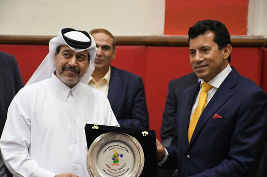 وزير الرياضة يفتتح منافسات البطولة العربية الخامسة للملاكمة (13)