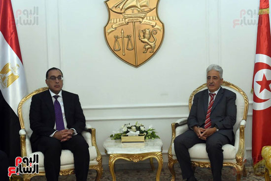رئيس الوزراء يصل العاصمة التونسية لترؤس وفد مصر فى اجتماعات قمة تيكاد 8 (8)
