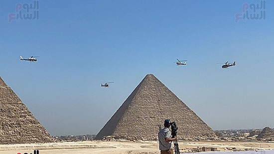 العرض الجوي لفريق النجوم الفضية المصرى (3)