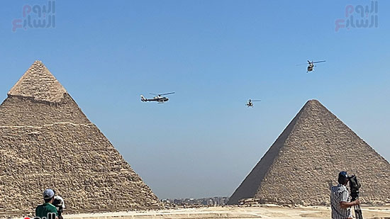 العرض الجوي لفريق النجوم الفضية المصرى (14)