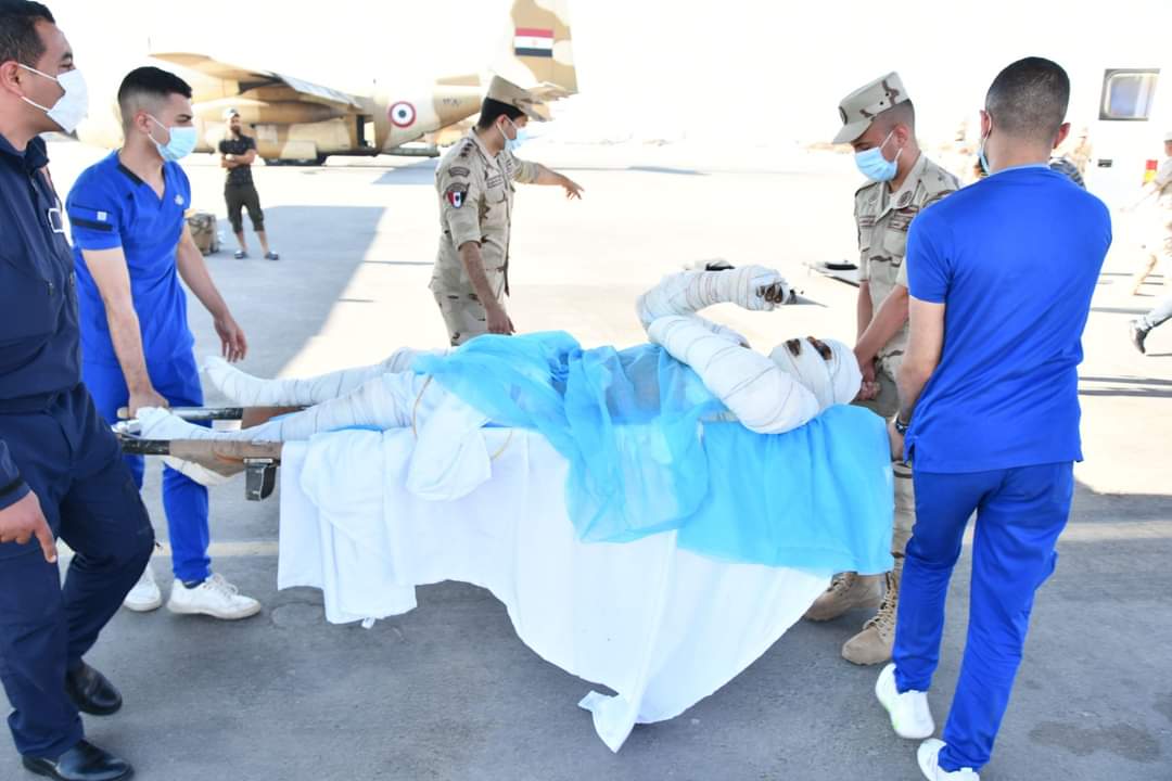 نقل مصابى إنفجار مدينة بنت بيه الليبية لتلقى العلاج بمستشفيات القوات المسلحة (5)