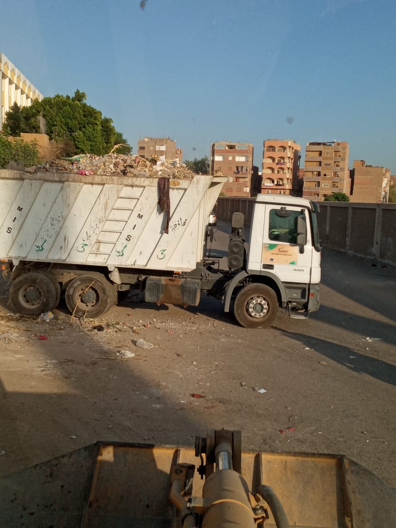 رفع 150 طن مخلفات بشوارع أسيوط (1)