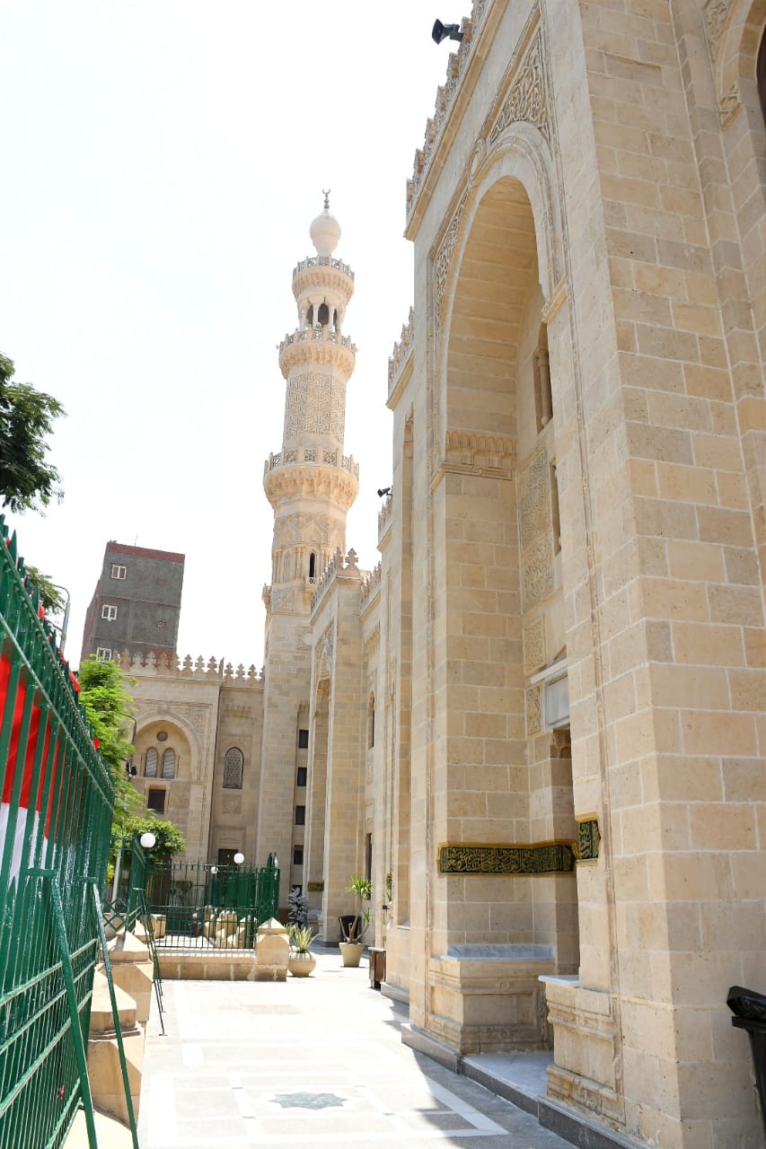 وزير الأوقاف و محافظ القاهرة يفتتحان مسجد فاطمة النبوية