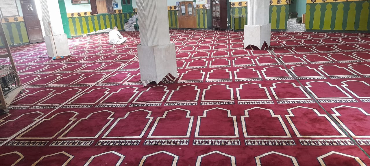 الإنتهاء من فرش مسجد الحاج حسن بالدير بمدينة إسنا