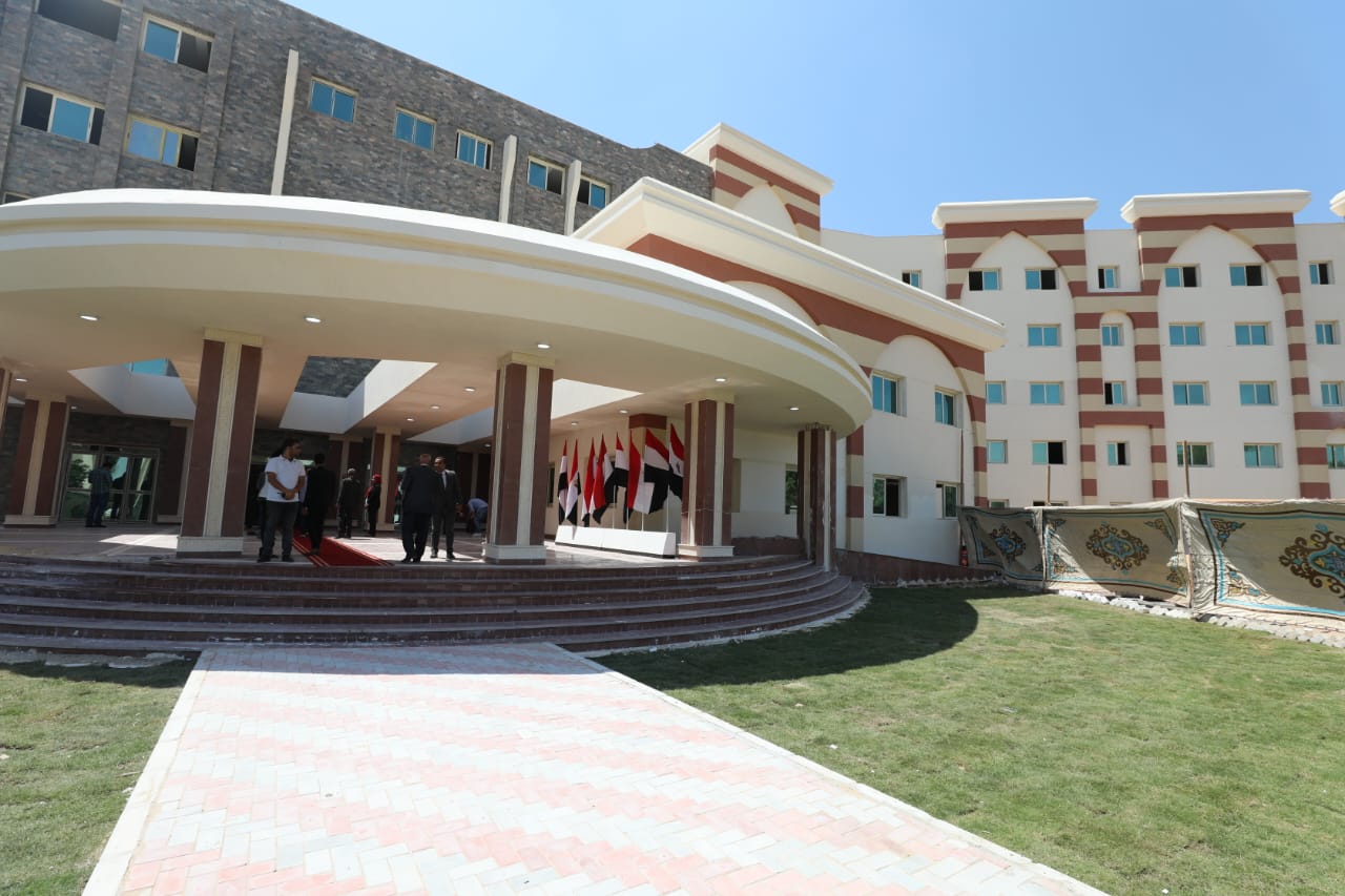 وزير التعليم العالى يتفقد مبنى دار العلوم الجديد (4)