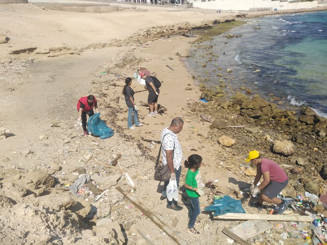 حملات النظافة على شواطئ الغردقة 