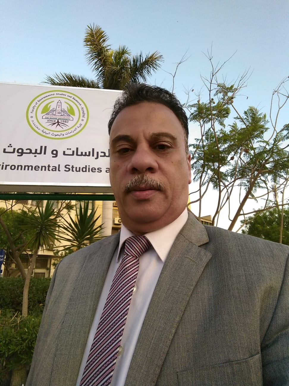 أحمد عبيد وكيل وزارة التضامن  بالبحر الأحمر 