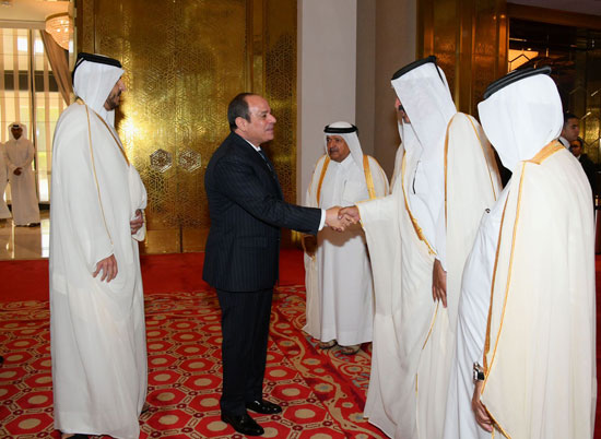 الرئيس السيسى يلتقى فى الدوحة ممثلى رابطة رجال الأعمال القطريين (8)