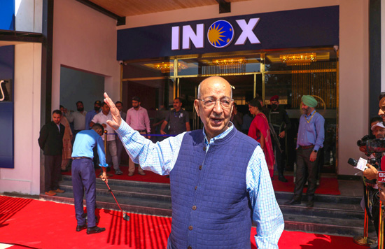 افتتاح أول مسرح سينمائي متعدد الإرسال INOX في سريناغار
