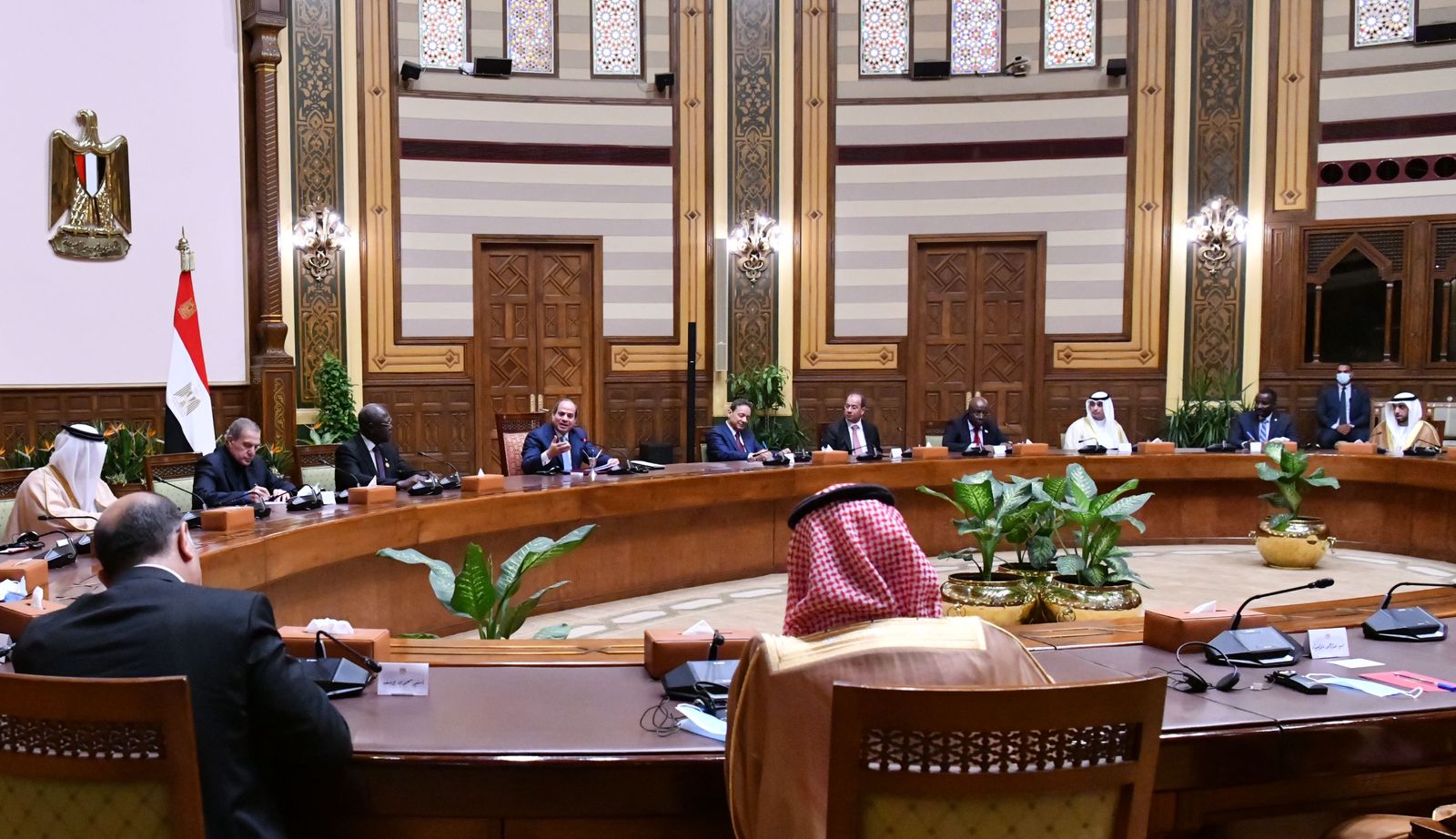 اجتماع الرئيس بوزراء الاعلام العرب (1)