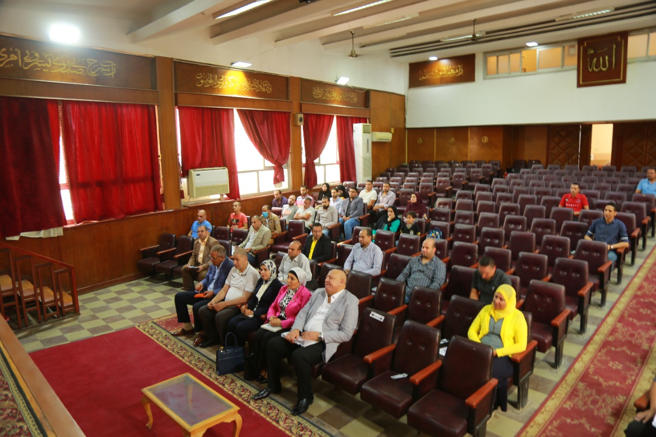 الحضور من اعضتاء مجلسي النواب والشيوخ
