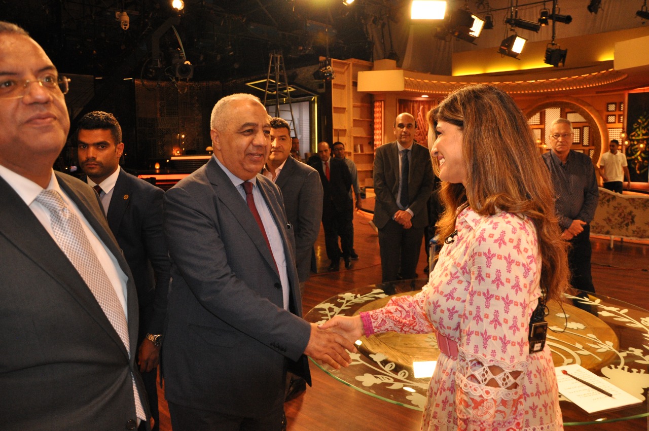 وزير الدولة لشؤون الإعلام الأردني يزور مدينة الإنتاج الإعلام (12)