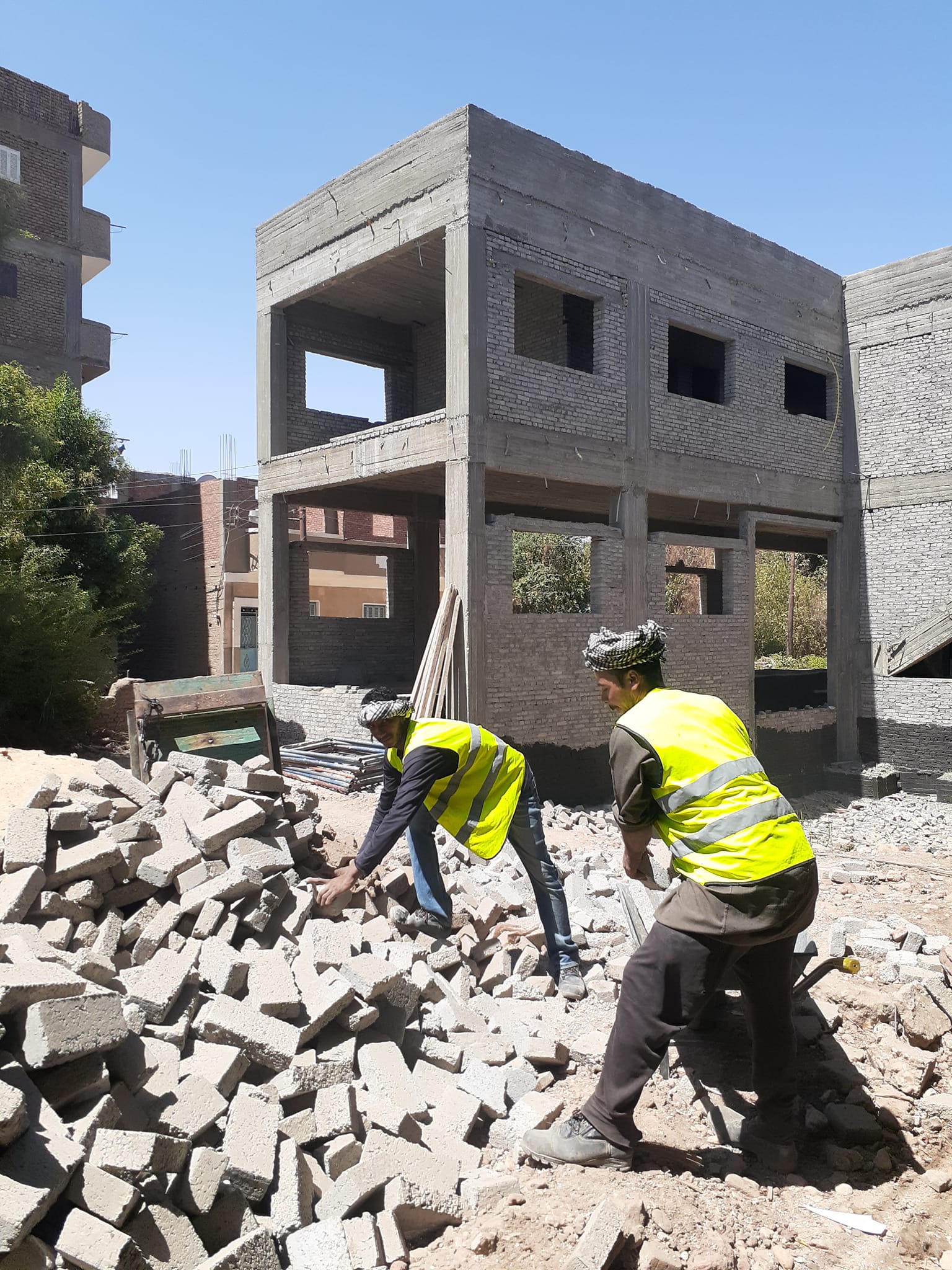 إنشاء لوحة توزيع كهرباء النمسا جنوب الأقصر إنشاء لوحة توزيع كهرباء النمسا جنوب الأقصر