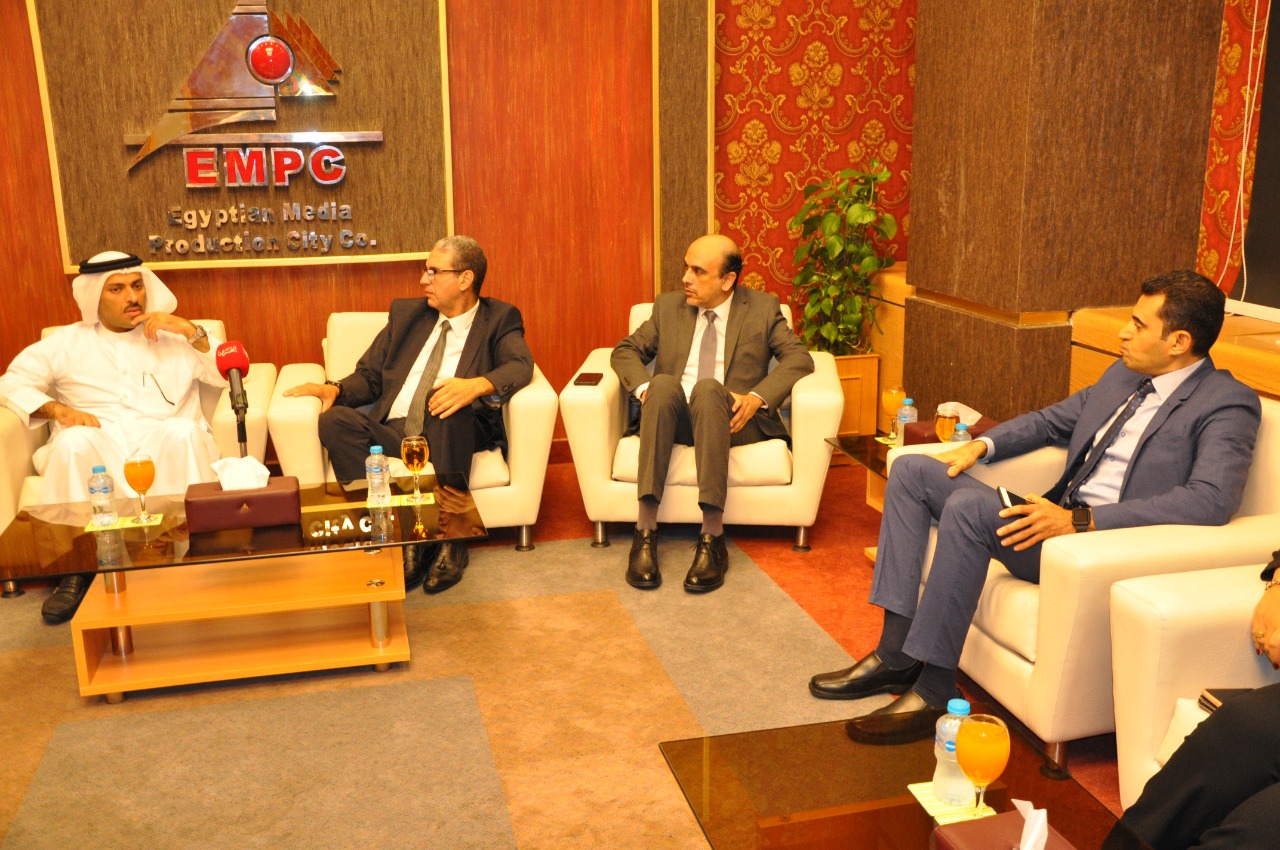 زيارة وزير الإعلام البحريني لـ مدينة الانتاج الاعلامي (1)