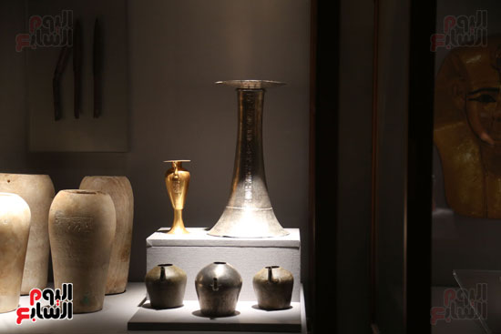 السياحة والآثار تحتفل بمرور 200 عام على فك رموز حجر رشيد (14)