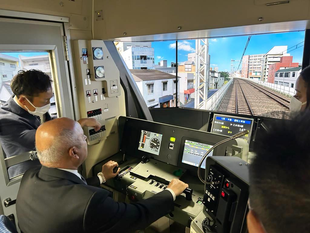 المهندس كامل الوزير وزير النقل، خلال زيارته لدوله اليابان (5)