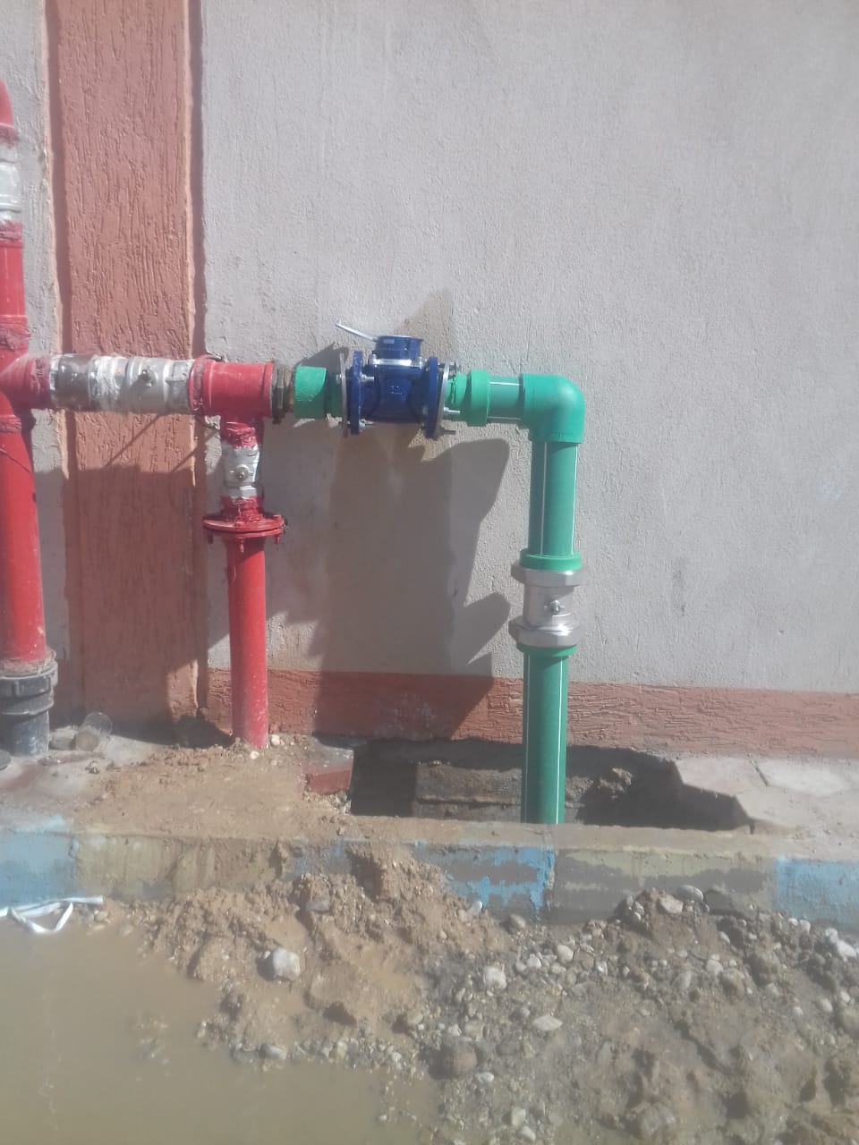 توصيل خدمات مياه الشرب لعدد من المدارس بسوهاج (1)