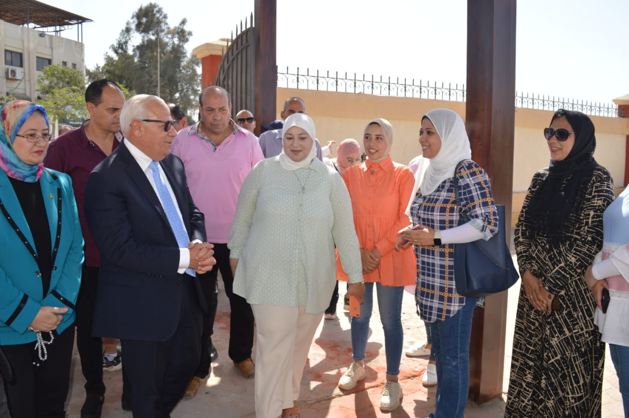 متابعة العمل بالمدرسة اليابانية