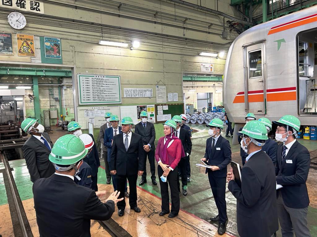 المهندس كامل الوزير وزير النقل، خلال زيارته لدوله اليابان (12)