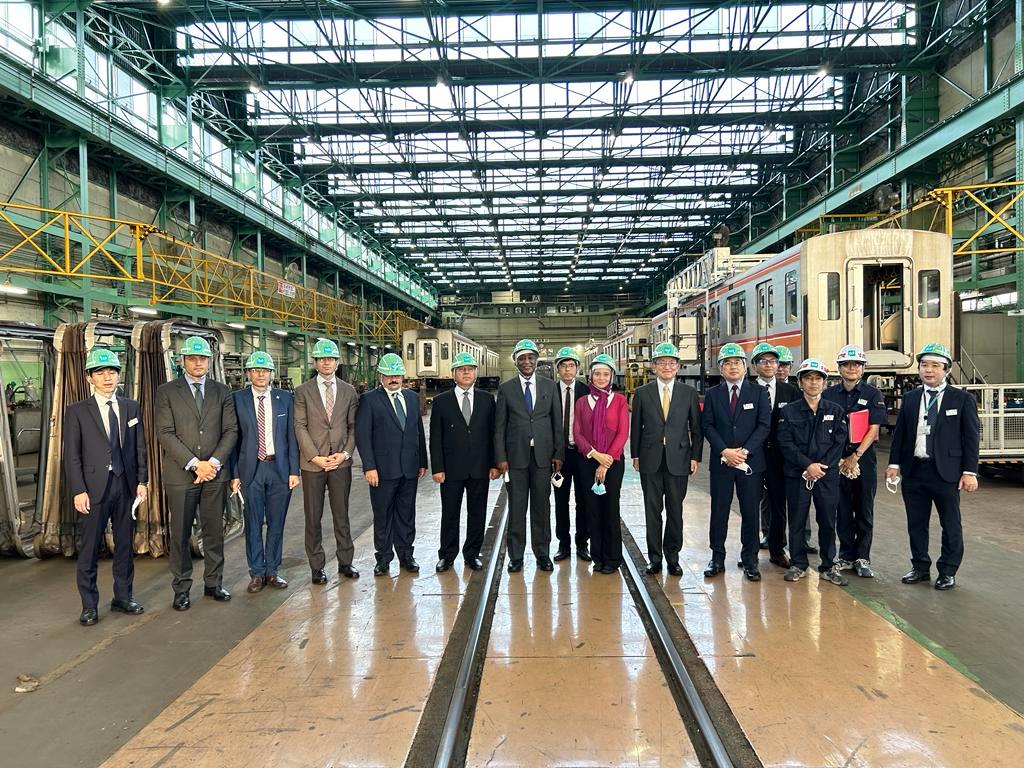 المهندس كامل الوزير وزير النقل، خلال زيارته لدوله اليابان (8)