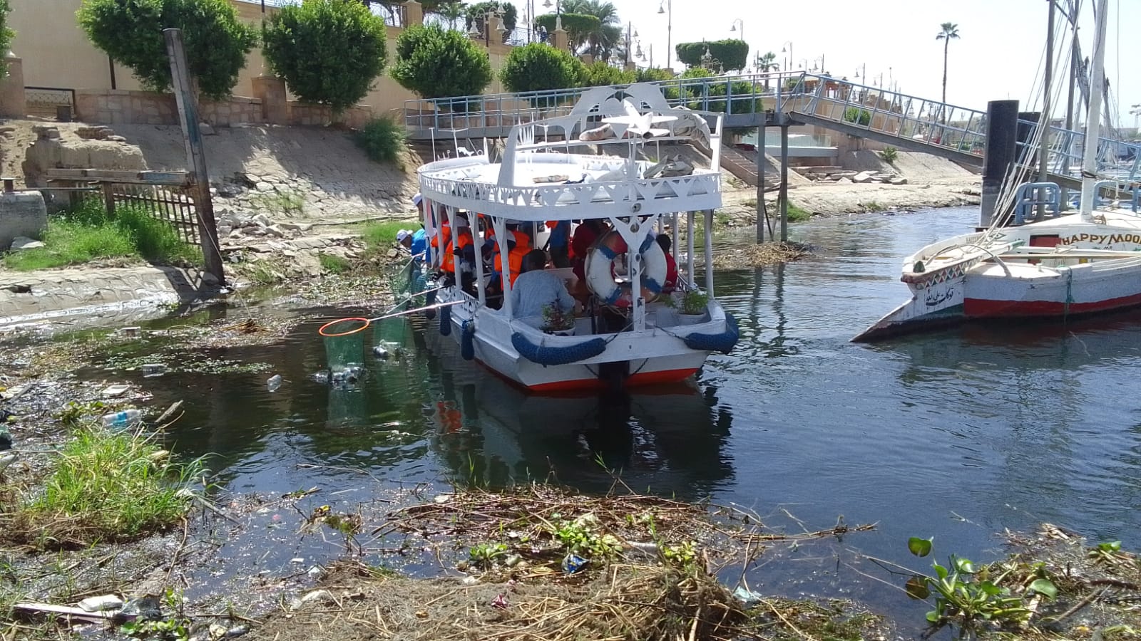 فعاليات حملة نظافة نهر النيل بمدينة الأقصر