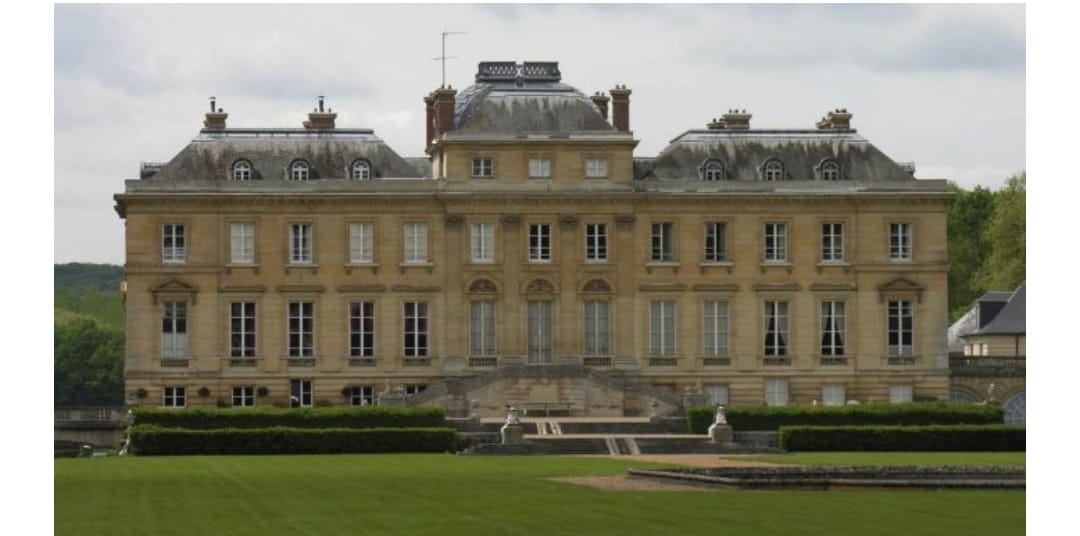القصر التاريخى فى فرنسا