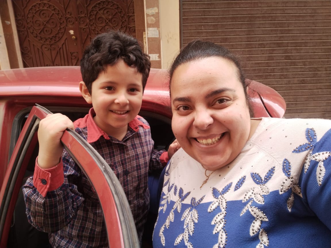 مريم خريجة تربية بدرجة سائق سيارة لتوصيل الاطفال  (3)