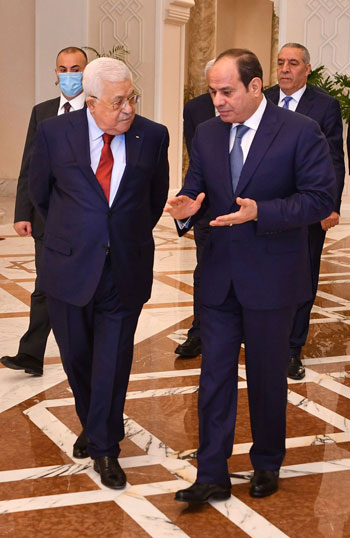 الرئيس السيسى يستقبل نظيره الفلسطينى بقصر الاتحادية (2)