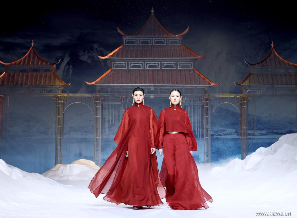 اسبوع الموضة فى بكين (5)