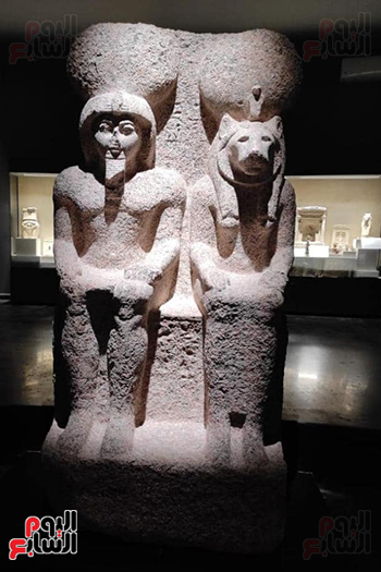 تمثال-الملك-رمسيس-الثاني-والمعبودة-سخمت-تحفة-اثرية-بمتحف-كفر-الشيخ