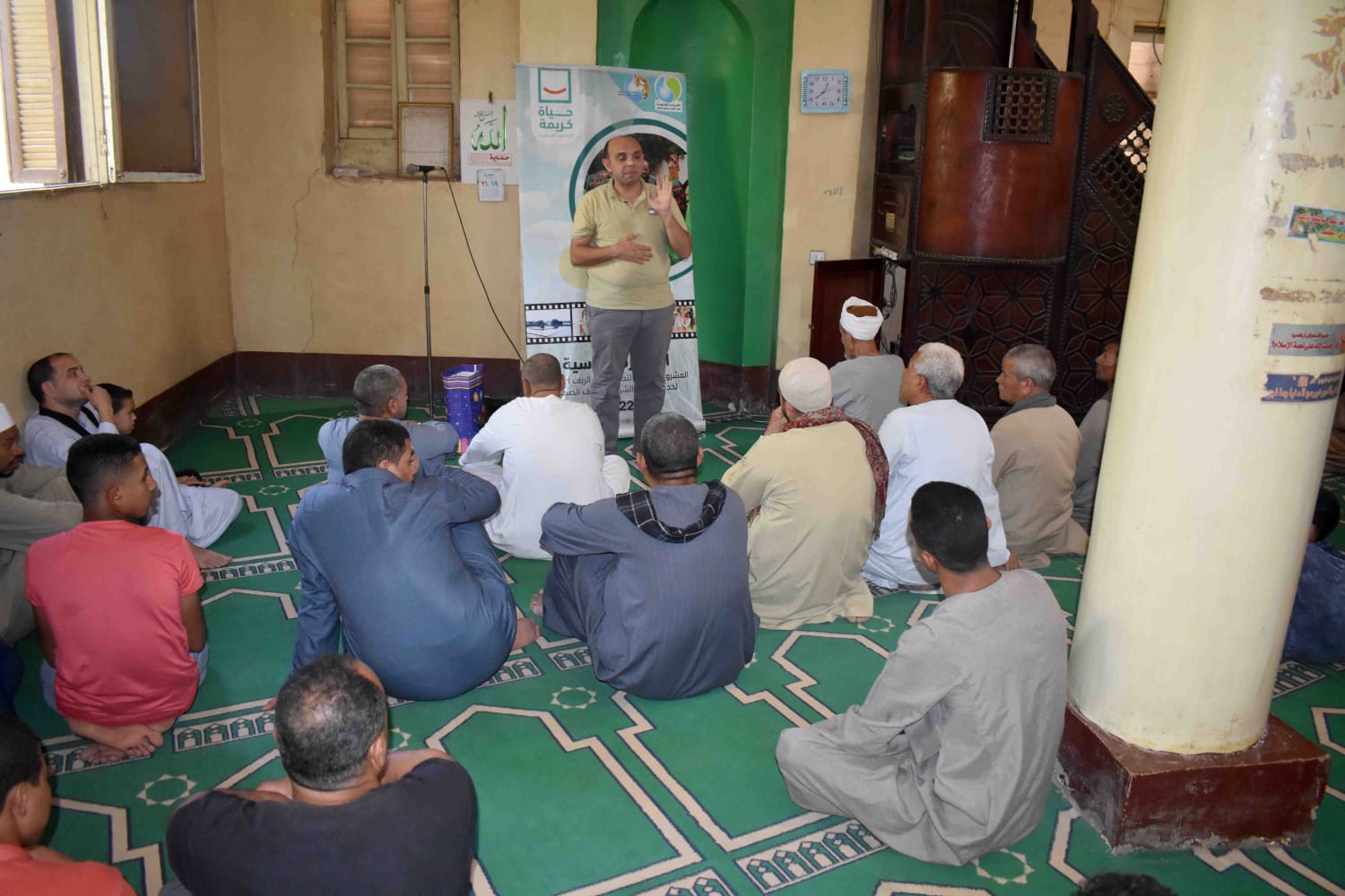 تنظيم ندوات لرواد المساجد والكنائس لتوعيتهم بالحفاظ على مياه الشرب  (3)