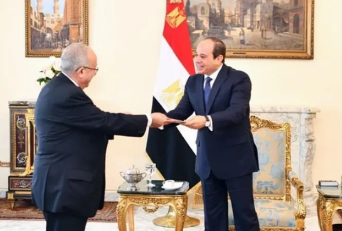 الرئيس السيسى ووزير خارجية الجزائر