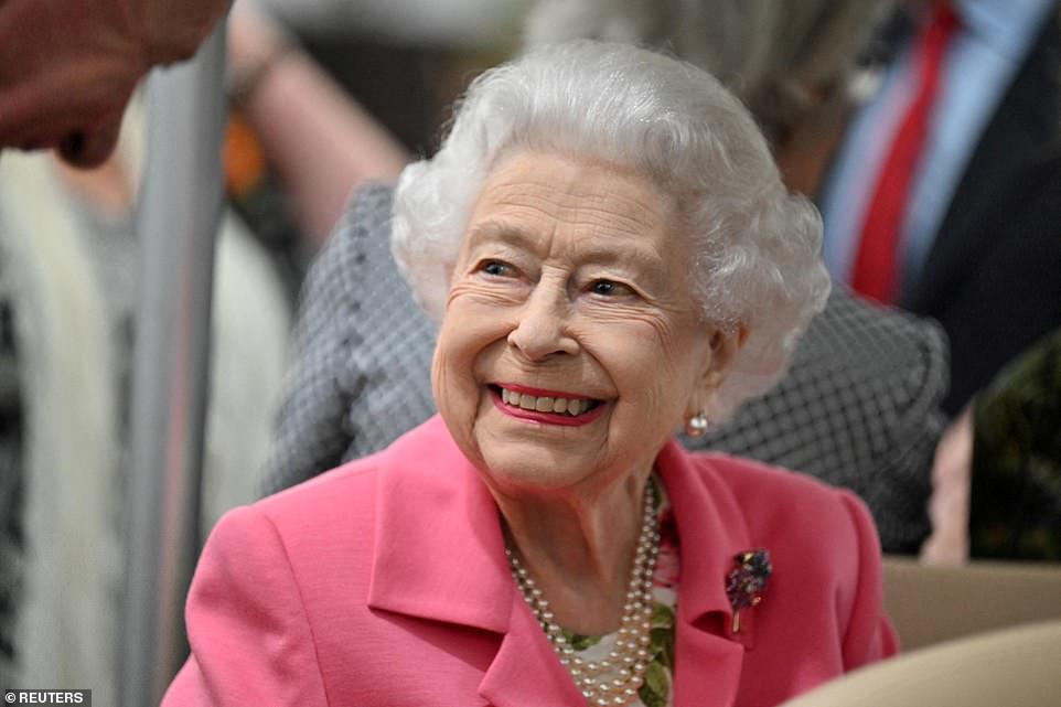 حضرت الملكة معرض تشيلسي للزهور في مايو 2022
