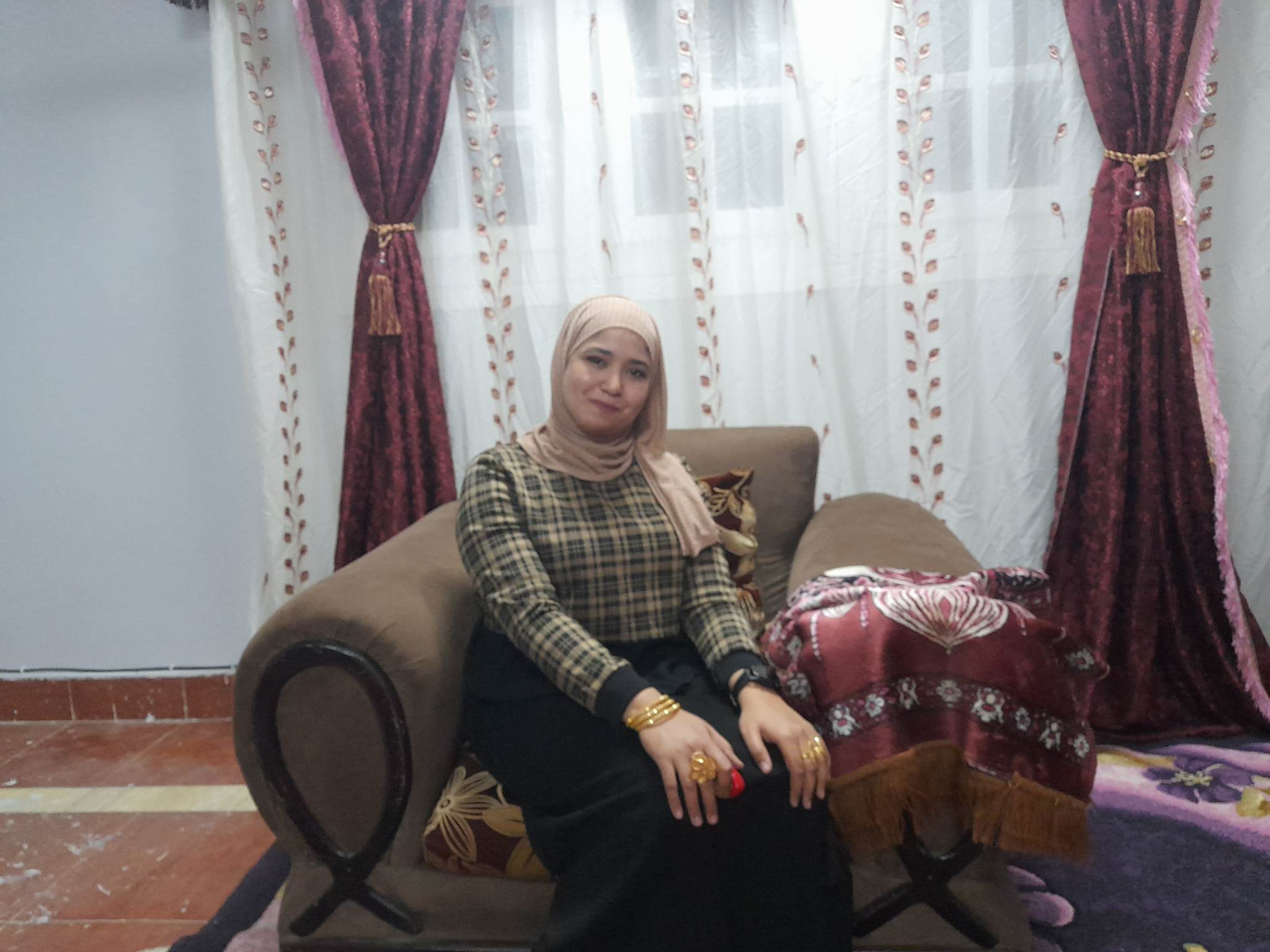 فاتن يوسف مطربة بقنا فاتن يوسف مطربة بقنا