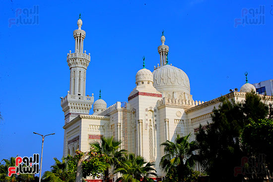 مسجد السلام تحفة معمارية حديثة ببورسعيد (6)