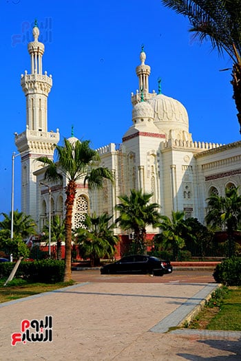 مسجد السلام تحفة معمارية حديثة ببورسعيد (5)