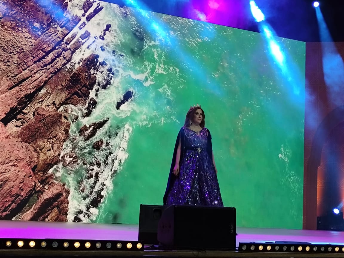 حفل ختام مهرجان المسرح العربي يبدأ بأغنية للسبرانو المغربية سميرة القادري (3)