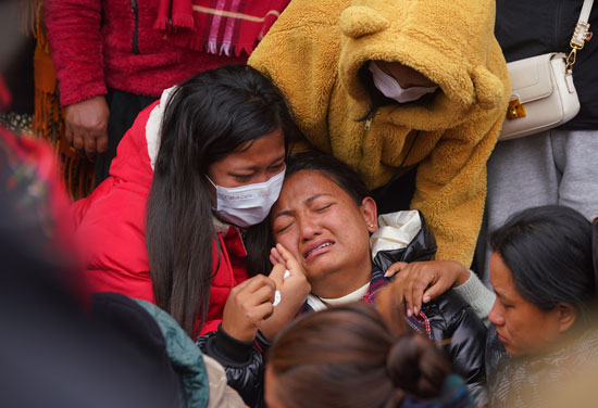 اقارب ضحايا الطاىره النيباليه