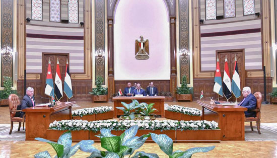 قمة ثلاثية تضم الرئيس السيسى، والملك عبد الله الثانى، والرئيس عباس أبو مازن (6)