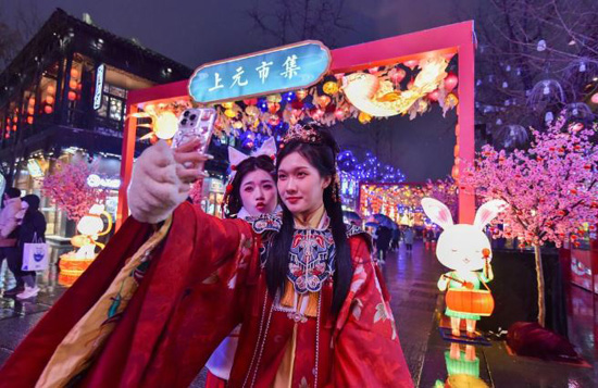 احتفالات السنة القمرية الجديدة فى الصين (5)
