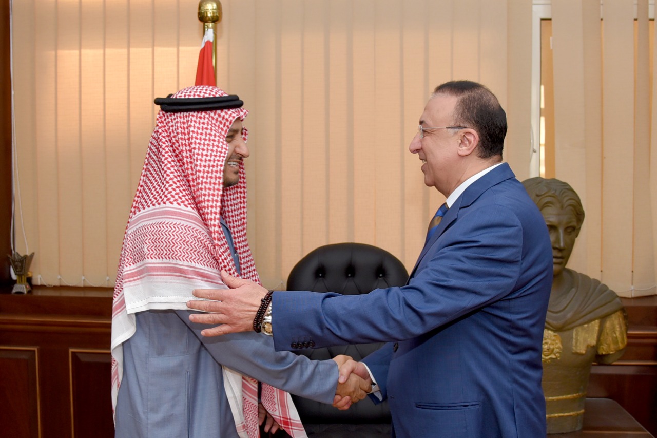 محافظ الإسكندرية يستقبل القنصل العام للمملكة العربية السعودية لبحث تعزيز سبل التعاون (1)
