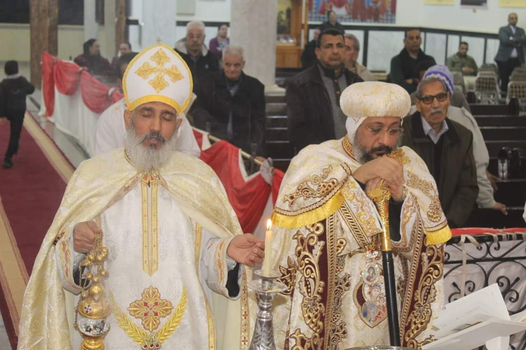 كنائس الوادى الجديد تحتفل بعيد الغطاس (12)